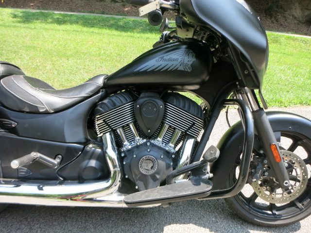 2018 Indian Motorcycle Indian® Chieftain Dark Horse® - Photo 9